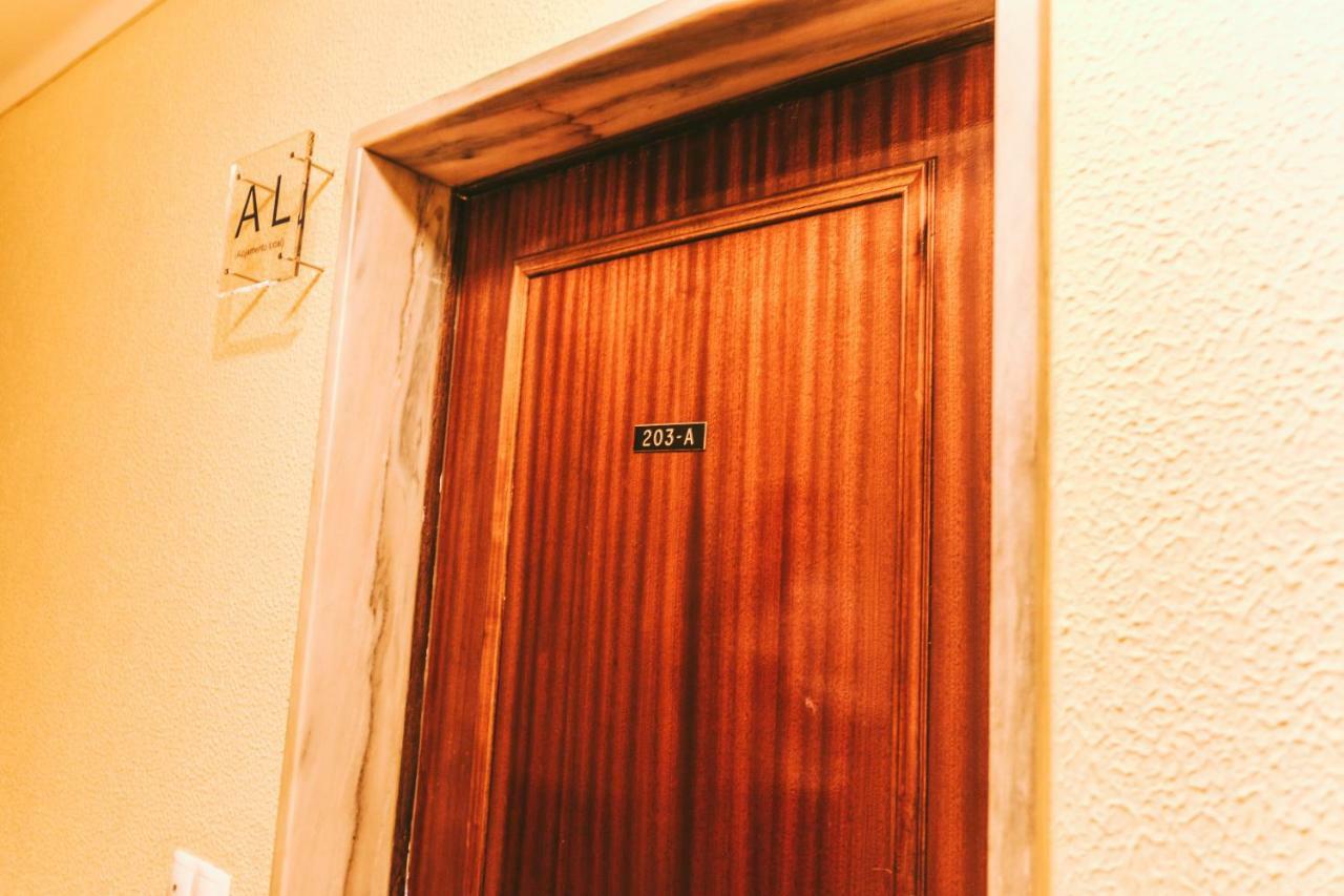 Vaumar Pool & Beach Apartment ポルティマン エクステリア 写真
